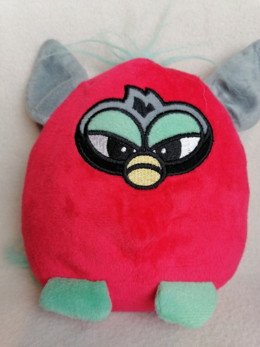 Peluche Original Furby Rojo 2018 Hasbro Toy Factory 18cm. 