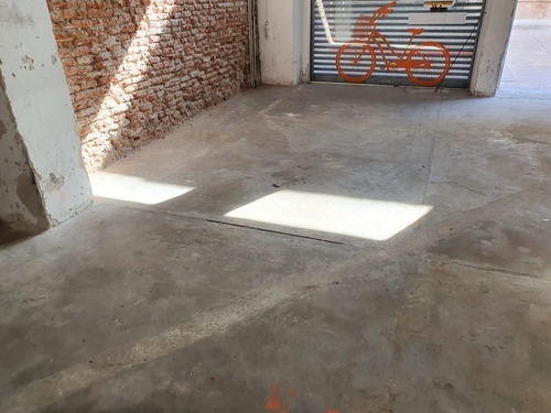 Local Comercial Ciudad Vieja