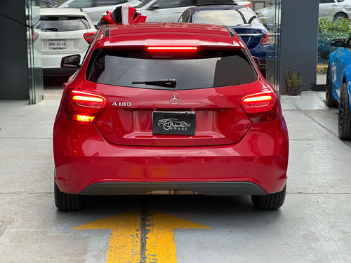 Mercedes-Benz Clase A A 180 CGI 1.6 LT TA