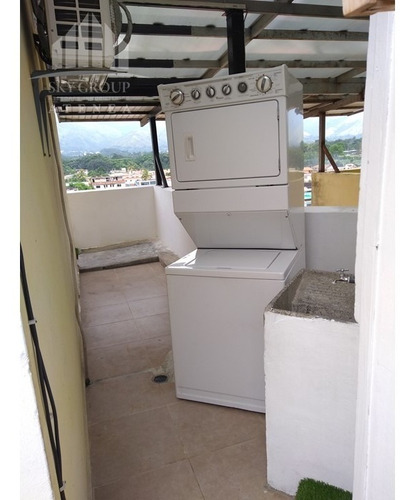 Imagen 19 de 27 de Fernando Guerrero Vende Penthouse De Dos Niveles En Naguanagua Rotafe Resd. Mirabella I