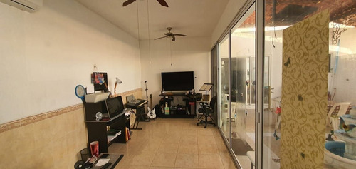 Imagen 2 de 27 de Se Vende Casa En Residencial Del Arco (vista Alegre)