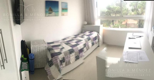 Jardines De La Sierra, 2 Dorm, 2 Baños , Cocina Americana, Balcón, Garage En Sub Suelo