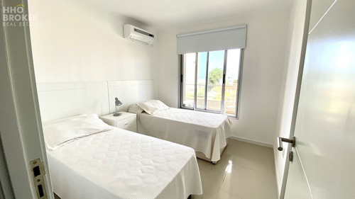 Imagen 8 de 24 de Departamento En Venta Edificio Moon - Playa Brava - Punta Del Este - Punta Del Este Brava