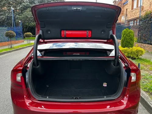 Volvo S60 2.0 T5