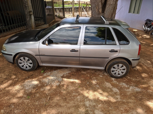 Imagem 2 de 4 de Volkswagen Gol 2001 1.0 16v Serie Ouro 5p