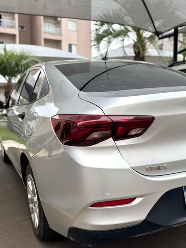 Chevrolet Onix plus 1.0 Lt 4p
