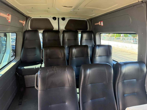 Renault Master 2015 2.3 Dci Minibus L2h2 16 Lugares Diesel
