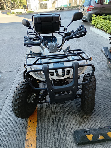 Cuatrimoto Automática Detalles Minimos Estéticos