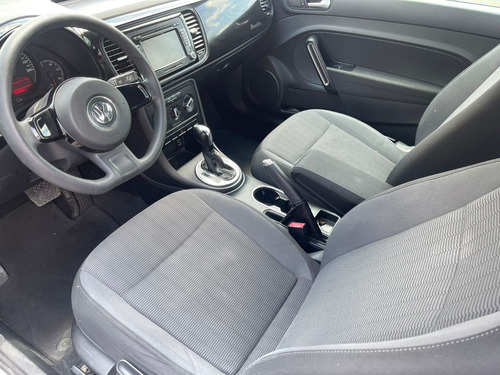 Imagen 5 de 7 de Volkswagen Beetle 2012
