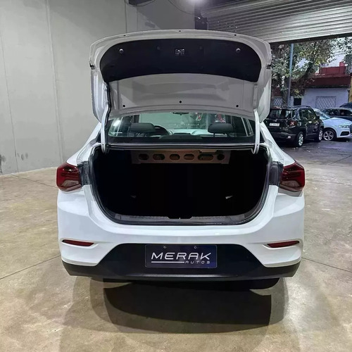 Chevrolet Onix Sedan Plus 1.2