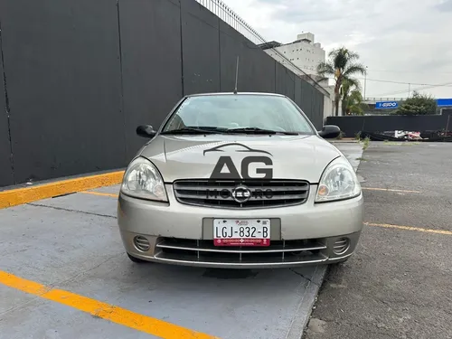 Nissan Platina 1.6 A At