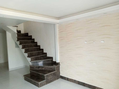Imagen 2 de 7 de Town House En Venta - Conj Resd Ciudad Real - Barcelona