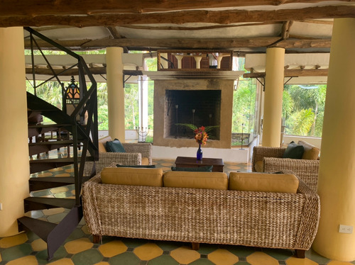 Se Vende Finca 4 Hectareas 6h+5b+50e Sabaneta