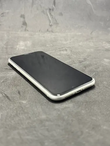 Apple iPhone 11 128gb Blanco (Usado)