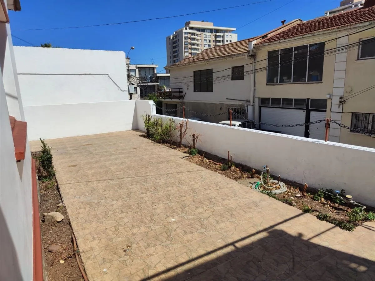 Imagen 4 de 22 de Casa Aislada Calle Ecuador Alto, 3d, 2b Viña Del Mar