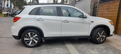 Imagen 2 de 14 de Mitsubishi Asx Automática Secuencial 2017