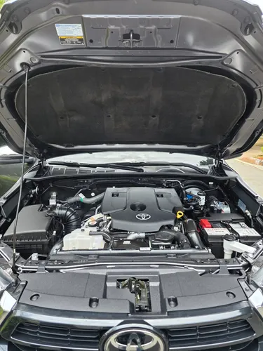 Toyota Hilux 2.8