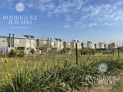 Casas Con Jardín En Venta En Tortugas, Zona Norte - Barrio Decs Tortugas - Uf 153
