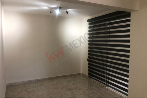 Tu Nuevo Hogar En Real De Arboledas, Celaya. Casa En Fraccionamiento Privado Con Vigilancia 24/7