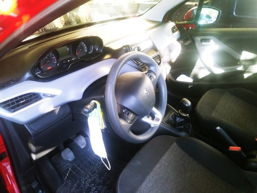 Peugeot 208 1.6 Active 2018