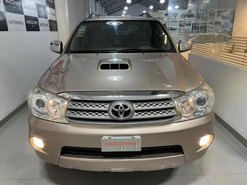 Toyota SW4 3.0 I Srv At C/cuero 4x4 (2009)