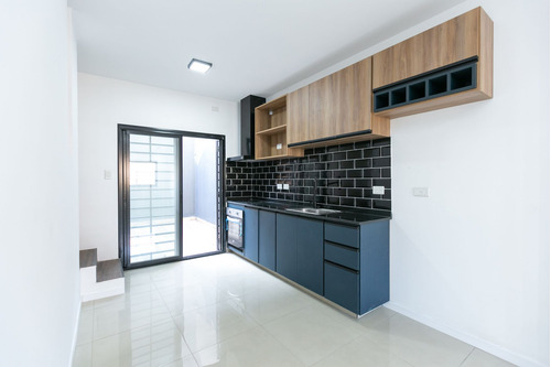Imagen 3 de 30 de Venta Duplex C/ Cochera A Estrenar - Permuta