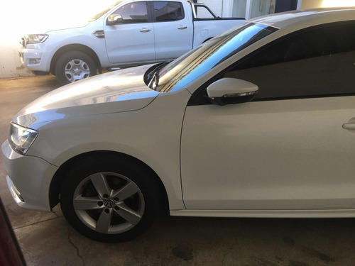 Volkswagen Vento 2.5 Advance Plus 170cv Tiptronic 2015