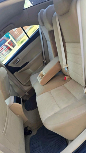 Toyota Camry 2.5 Le L4 At