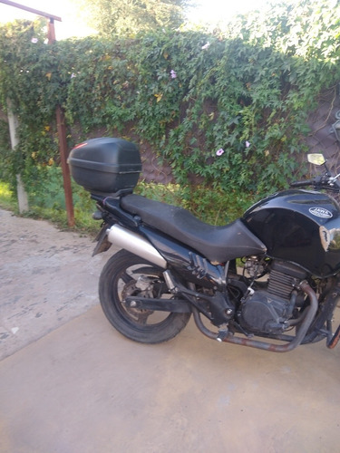 Imagen 5 de 10 de Jawa 350 Ruta 40