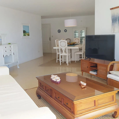 Vendo Apartamento 3 Dormitorios Y Dep A Pasos Del Mar