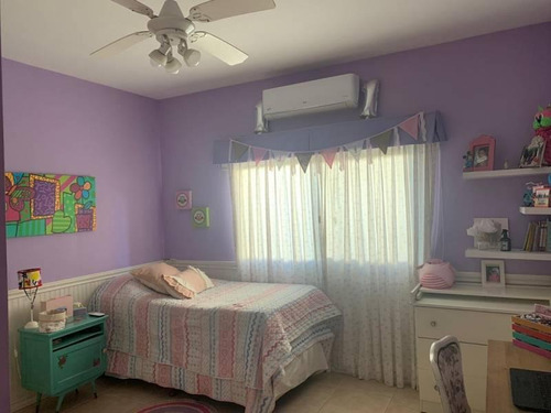 Venta Casa Pilar Del Este Los Jazmines, Muy Linda Casa En Lote Central Con Vista Al Parque, Una Planta