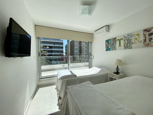 Imagen 6 de 14 de Apartamento A Pasos Del Puero.