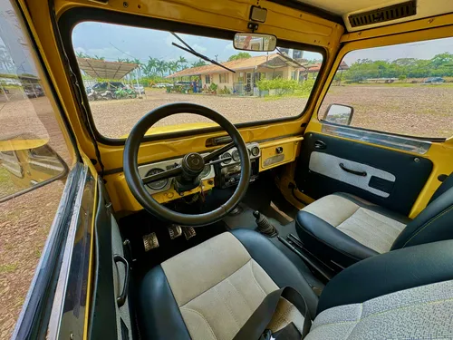 Daihatsu F20 1.6 F20 4X4
