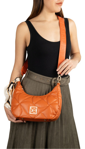 Bolsa Hobo Cloe Onsamy I Mediano Color Marrón