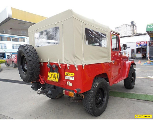 Toyota Fj40 Lkc 3.500cc Mt