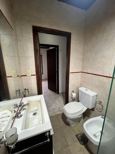 Casa De Tres Dormitorios En Roldan Pileta Jardin Amplia