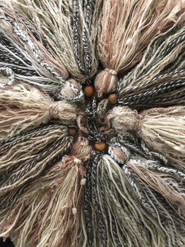 Borla Decorativa Artesanal Lana Marfil Trencillas