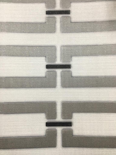 Imagem 2 de 3 de Papel De Parede Com Textura Rolo 5m X 53cm Cinza E Prata Jtk