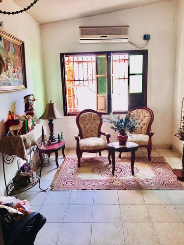Imagen 4 de 6 de Se Vende Casa En El Morro 1 Oferta