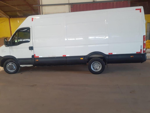 Iveco Daily Maxifurgone