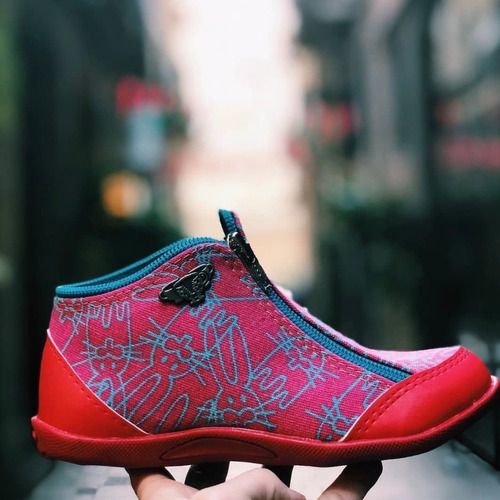 Imagen 4 de 9 de Zapatillas Botita Te Para Tres Diseños Modernos Niñas