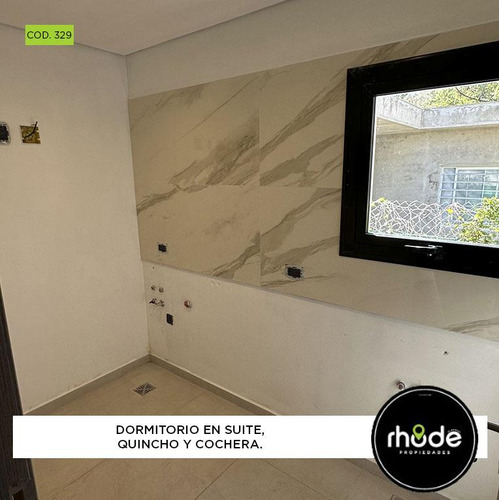 Casa De 6 Ambientes A La Venta En Santa Teresita - Entre Ríos Y Jujuy