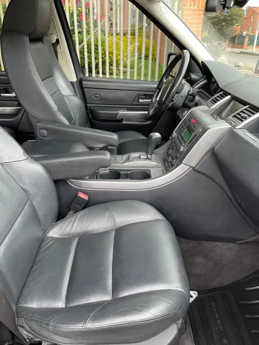 Land Rover Range Rover Sport 4.4 Hse