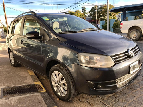 Volkswagen Suran 1.6 Highline 101cv 11c 2011