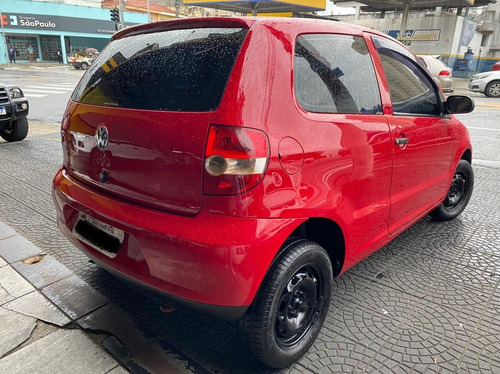 Imagem 4 de 10 de Volkswagen Fox 1.0 Mi 8v 2008