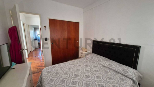 Venta - Depto - 3 Ambientes - Ramos Mejia