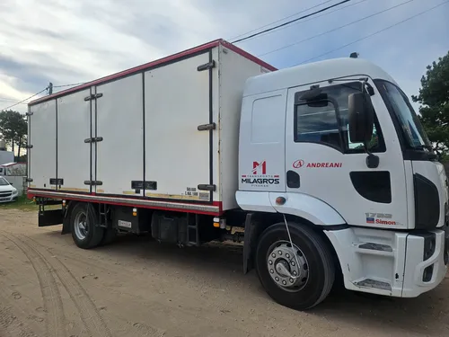 Ford Cargo 1722 2011 Cab Dormitorio 2011