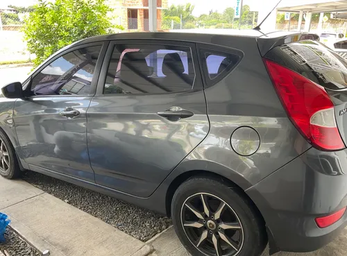 Hyundai Accent 1.6l 5 p