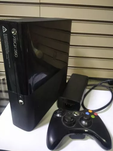 Xbox 360 DESTRAVADO com 2 controle HD 1TB COM 650 JOGOS E 20000