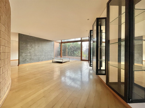 En Condominio: Vía Aurora, Lo Curro, 2.400 M2 Terreno